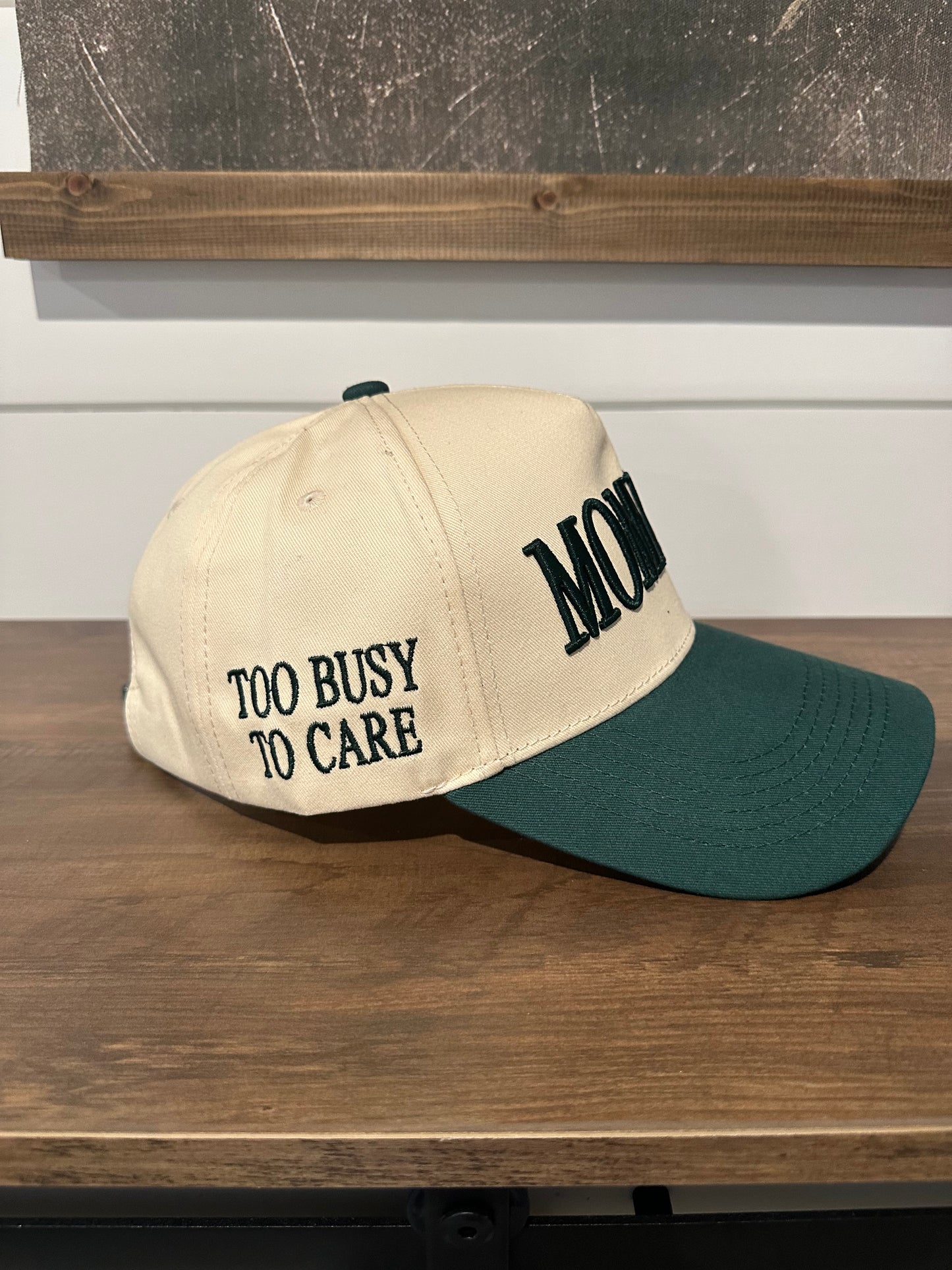 MOMMIN’® Hat – Choose Your Print