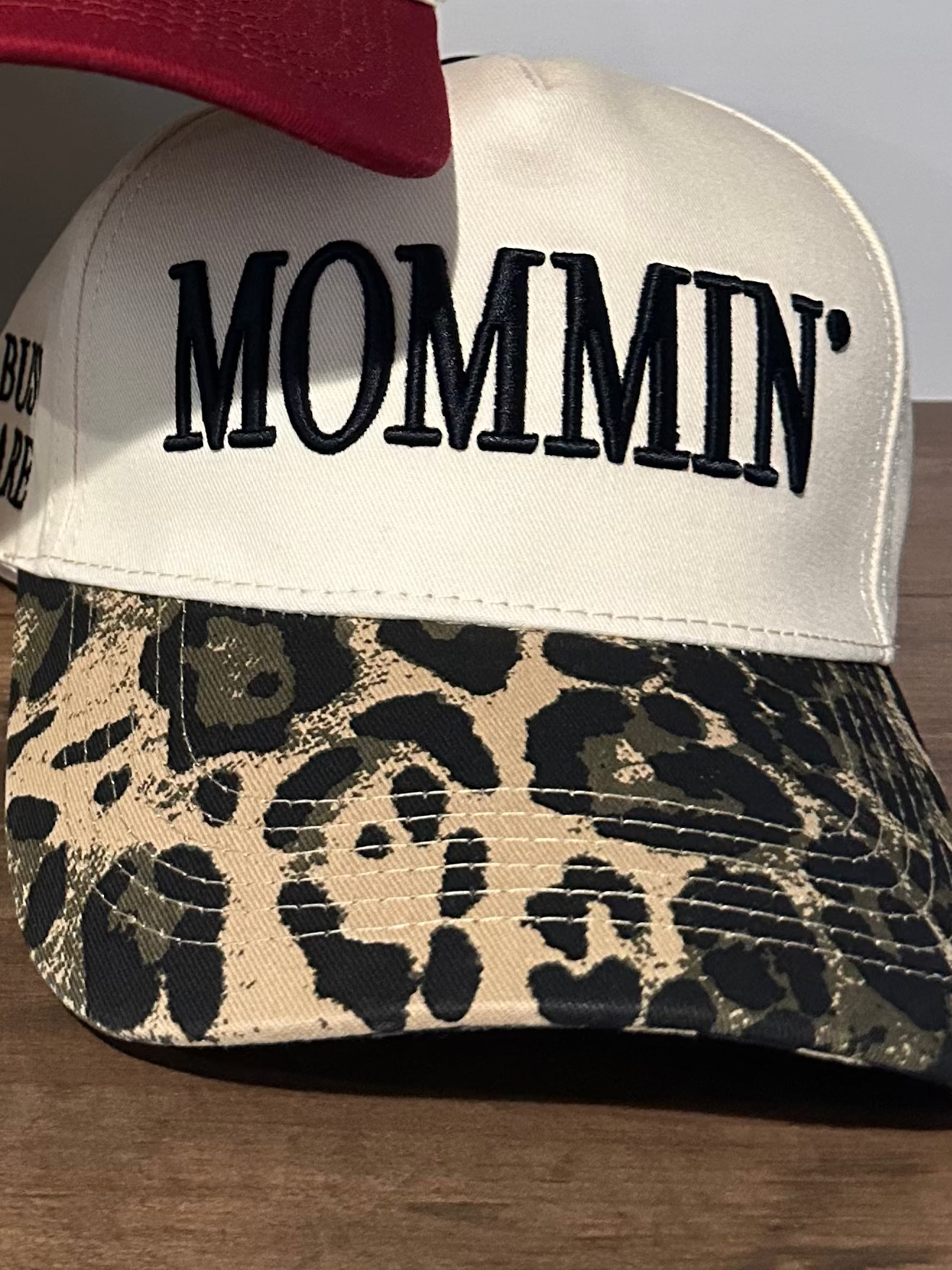 MOMMIN’® Hat – Choose Your Print
